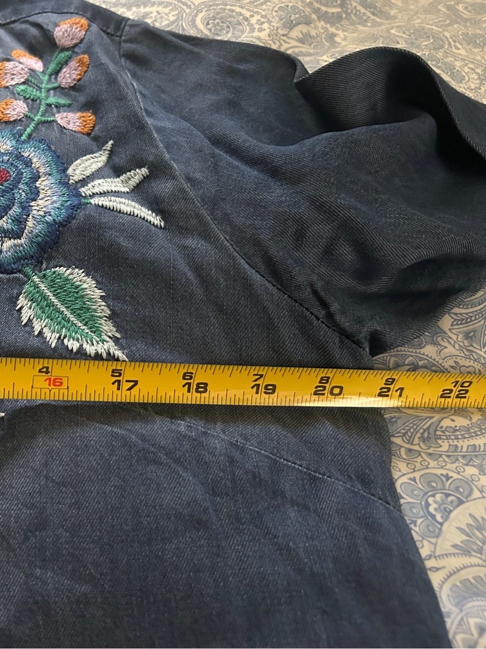 JOHNNY WAS WORKSHOP Denim Blue Embroidered V-Neck Dress- RARE piece BEAUTIFUL - Picture 9 of 12